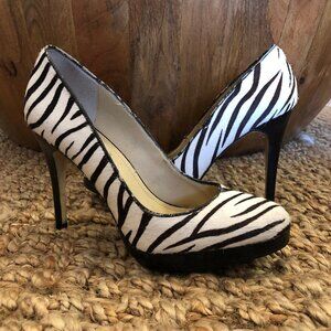 Steve Madden Zebra Striped Heels Rounded Toe, Size 7.5